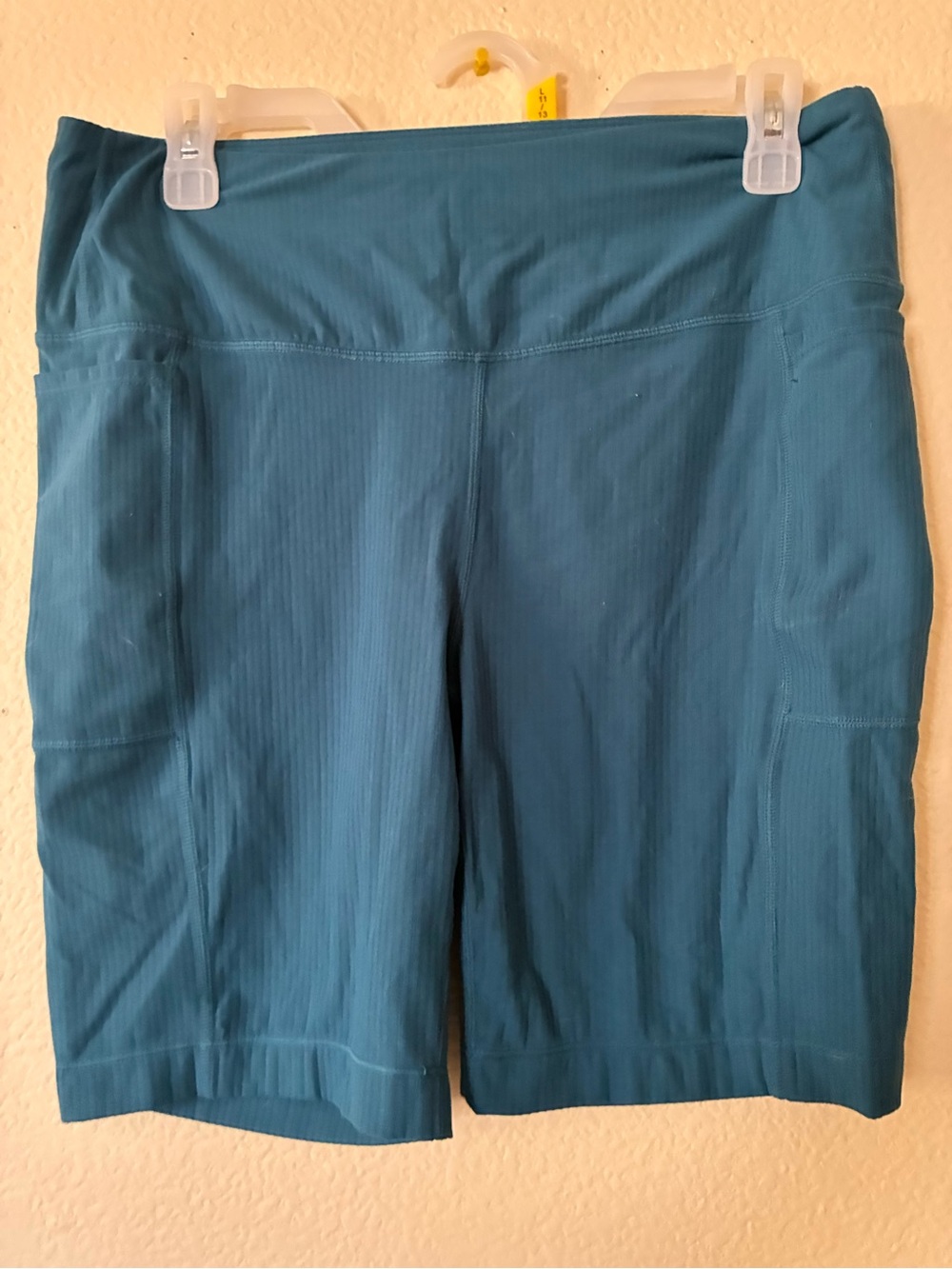 Mondetta Teal High-Waist Bike Shorts with Pockets